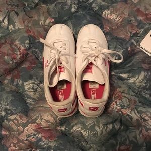 Kids pumas pink white